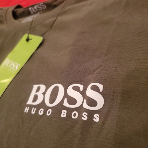 Hugo boss t shirts - Picture 9 of 13